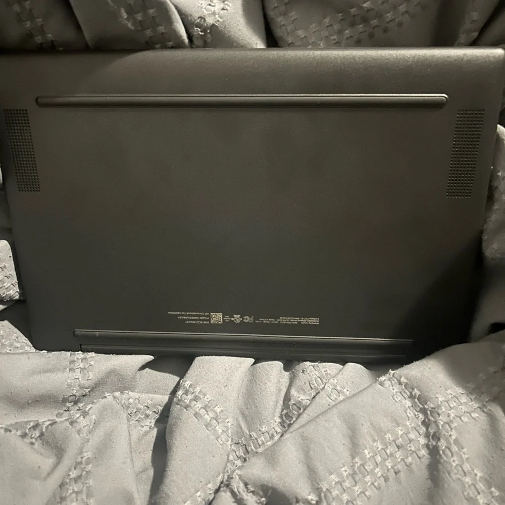 HP Black Laptop with Sleek Design and Chrome OS